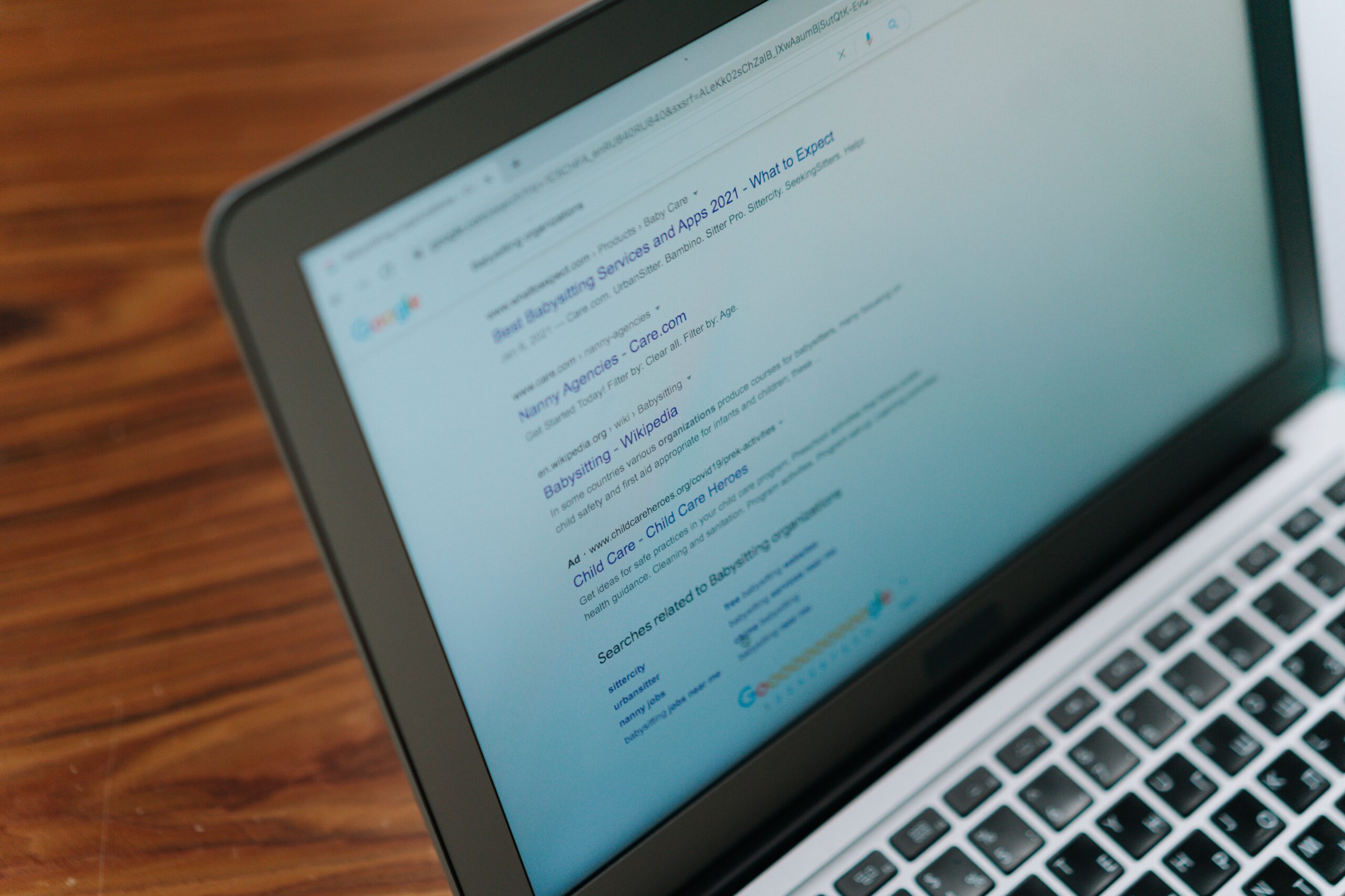 Suchmaschinenmarketing: SEA und SEO richtig zusammenspielen lassen